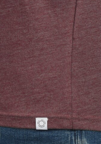 !Solid V-Shirt 'Bedo' in Rot