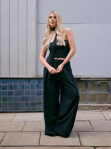 Black Pants Black Top