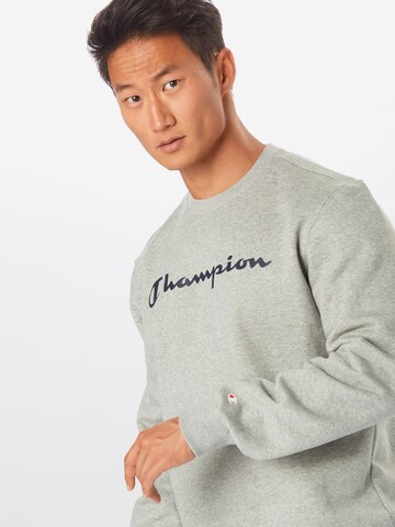 Champion Authentic Athletic Apparel Regular Fit Sweatshirt in Grau