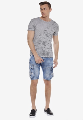 CIPO & BAXX Regular Shorts mit schicken Cargotaschen in Blau