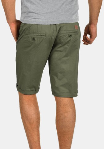 Regular Pantalon chino 'Sasuke' BLEND en vert