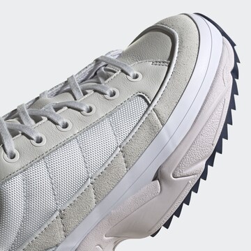 ADIDAS ORIGINALS Sneakers in White