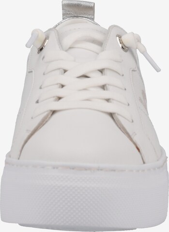 Baskets basses bugatti en blanc