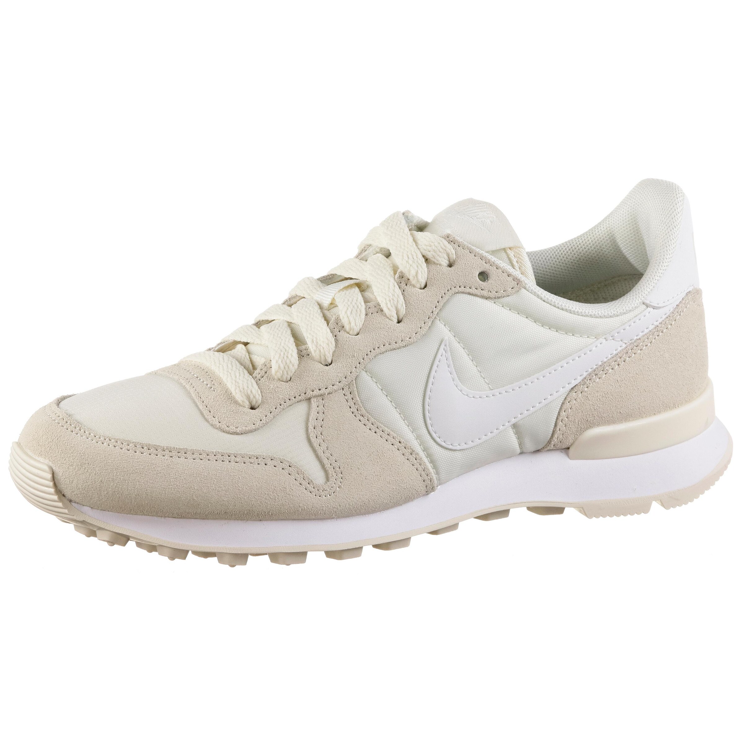 sneaker internationalist