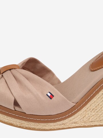 TOMMY HILFIGER Sandaal 'Iconic Elena' in Beige