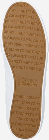 Sneaker bassa di Tommy Jeans in bianco