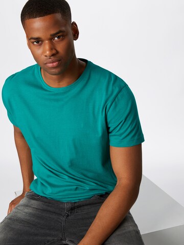 Urban Classics Shirt in Green