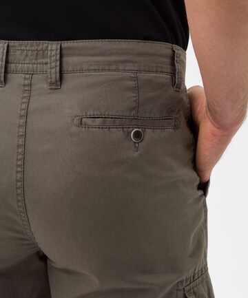 BRAX Regular Shorts 'Brazil' in Grün