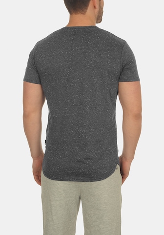 !Solid V-Shirt 'Tedros' in Schwarz