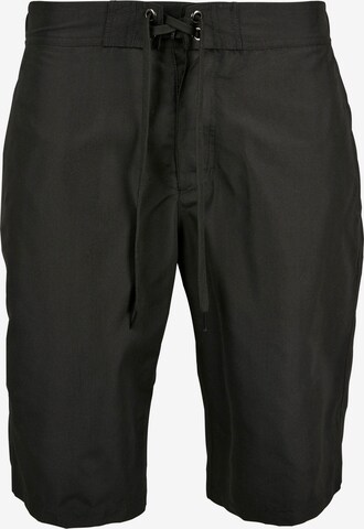 Urban Classics רגיל מכנסי בגד-ים בשחור: מלפנים