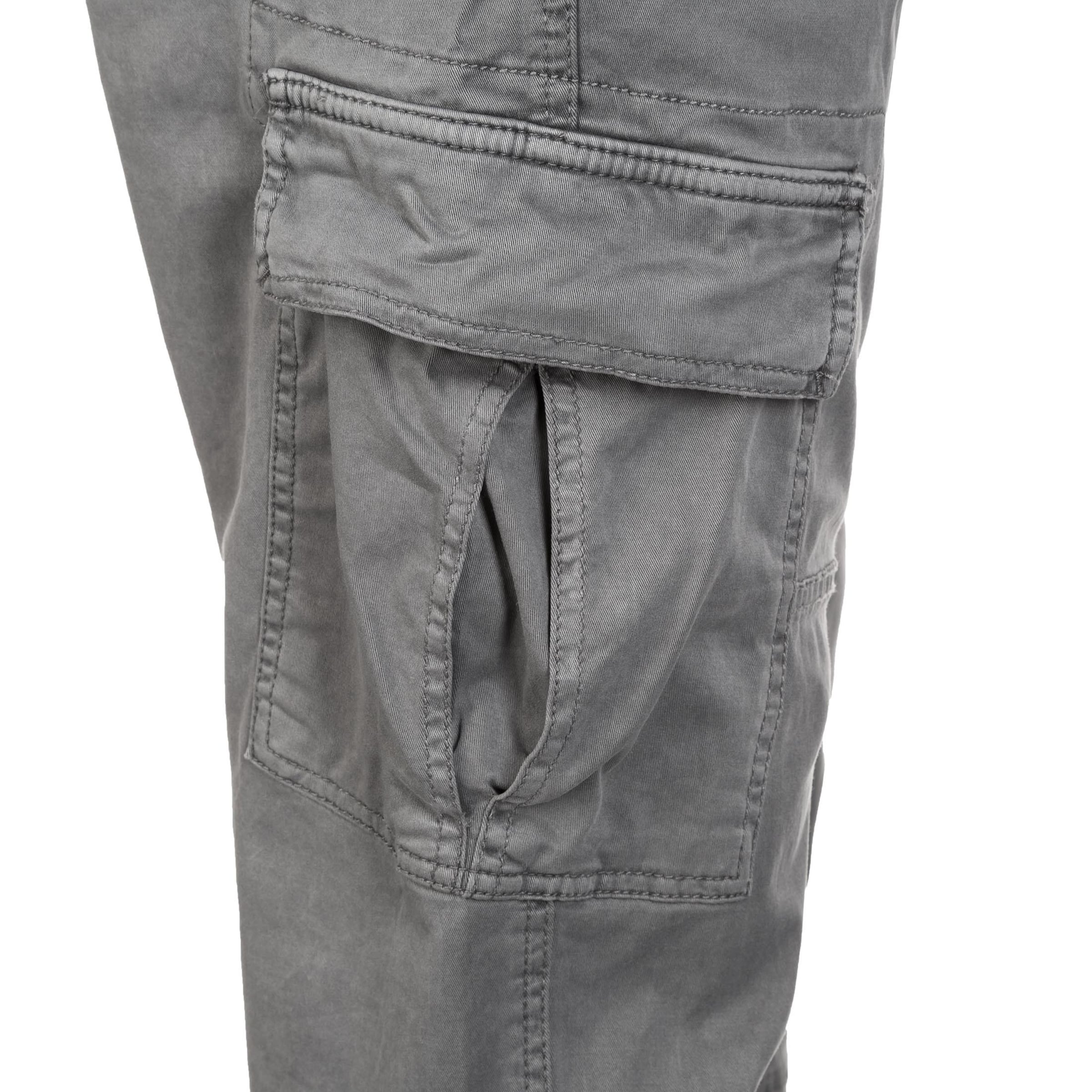 Tapered Pantaloni cargo di Urban Classics in grigio