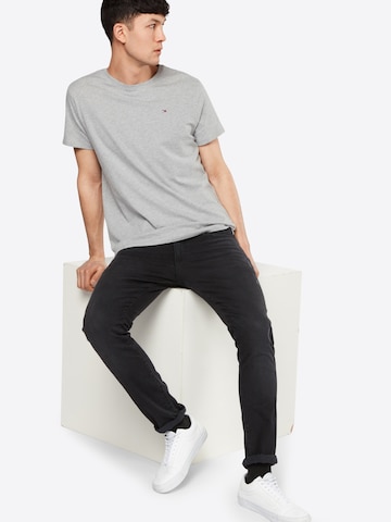 Tommy Jeans T-Shirt in Grau