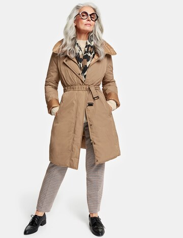 GERRY WEBER Between-Seasons Coat in Brown