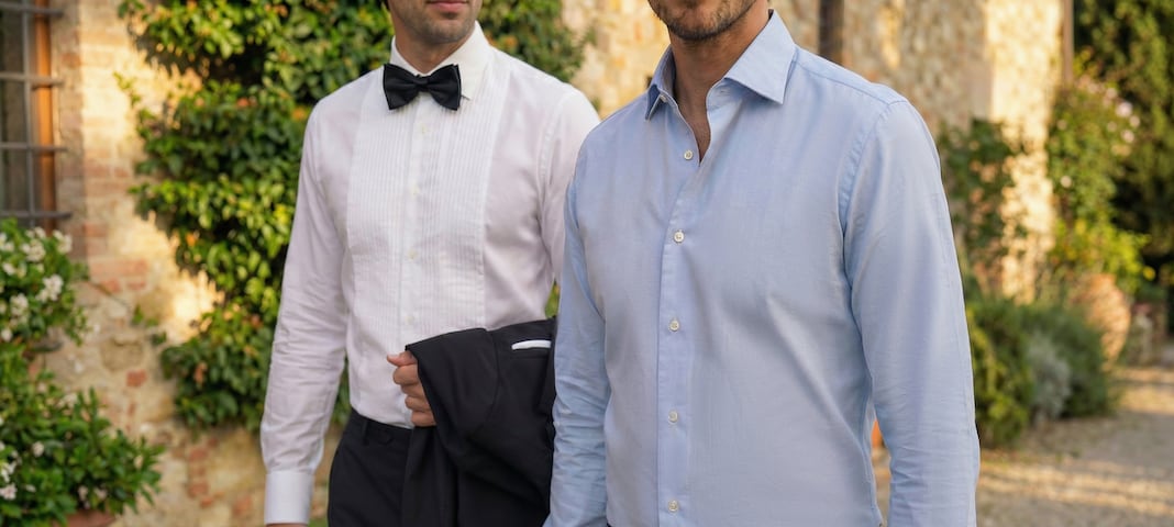 Osnovni poročni kosi: Srajce na gumbe in spodnje majice