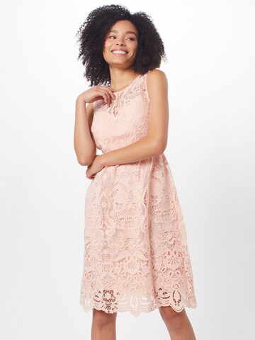 Boohoo - Vestido de cocktail 'LACE SKATER DRESS' em rosa: frente