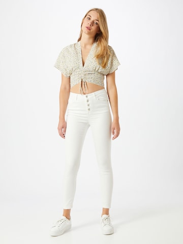 Coupe slim Jean 'Romina' Hailys en blanc