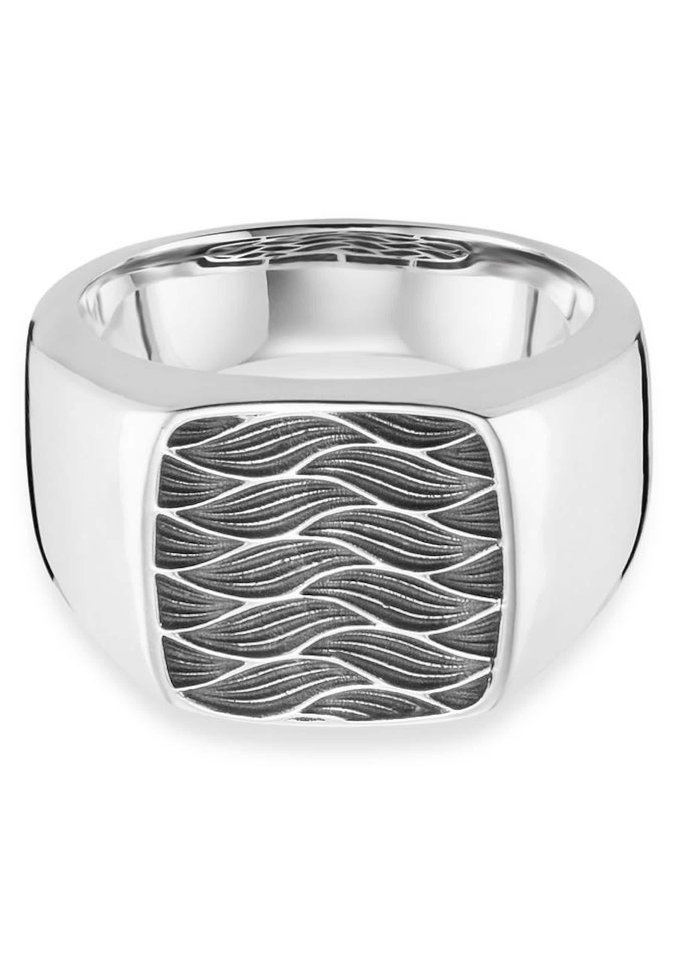 Bague caï en argent : devant