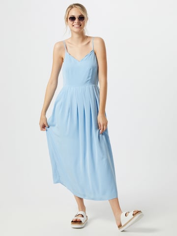 Robe d’été ONLY en bleu