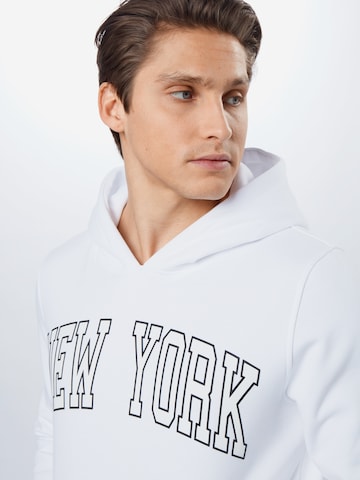 Starter Black Label Regular fit Sweatshirt 'New York' in White