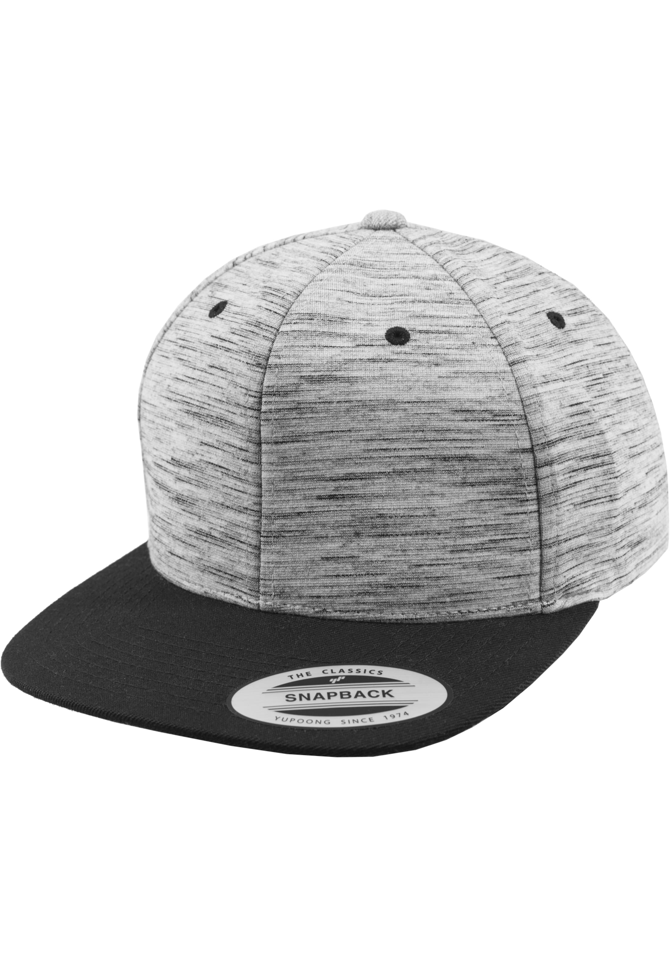 Casquette Flexfit en gris : devant