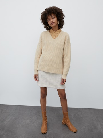 EDITED Sweater 'Claire' in Beige