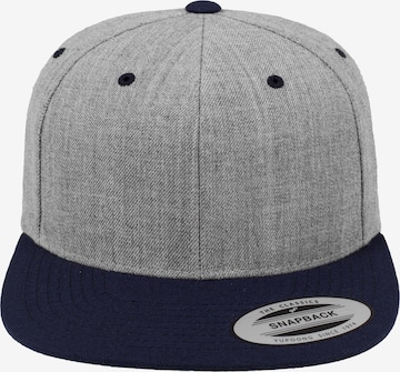 Cappello da baseball di Flexfit in grigio