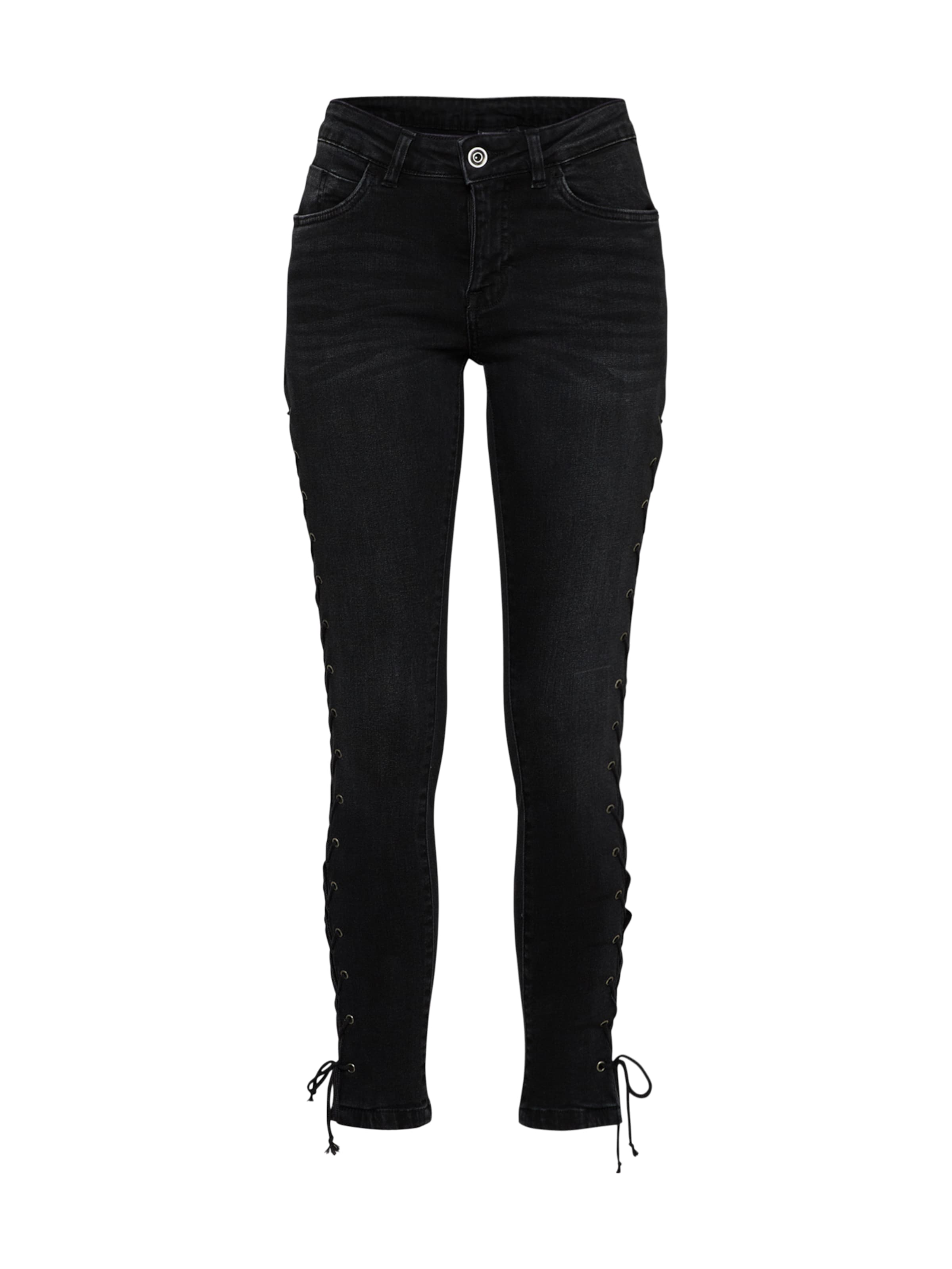 Urban Classics Skinny Jeans in Black: front