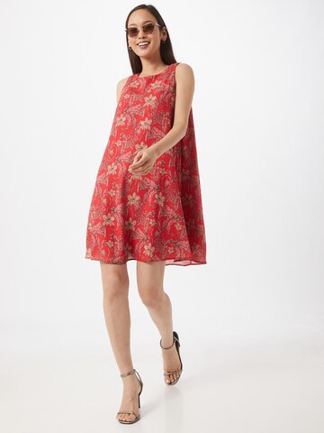 Trendyol - Vestido en rojo