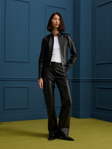 Black Leather Pants Look