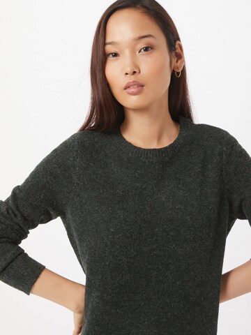 VERO MODA Pletené šaty 'VMDoffy' - Zelená