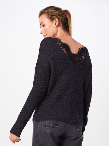 VERO MODA Sweater 'Buena Lena' in Grey: back