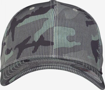 Flexfit Cap in Green: front