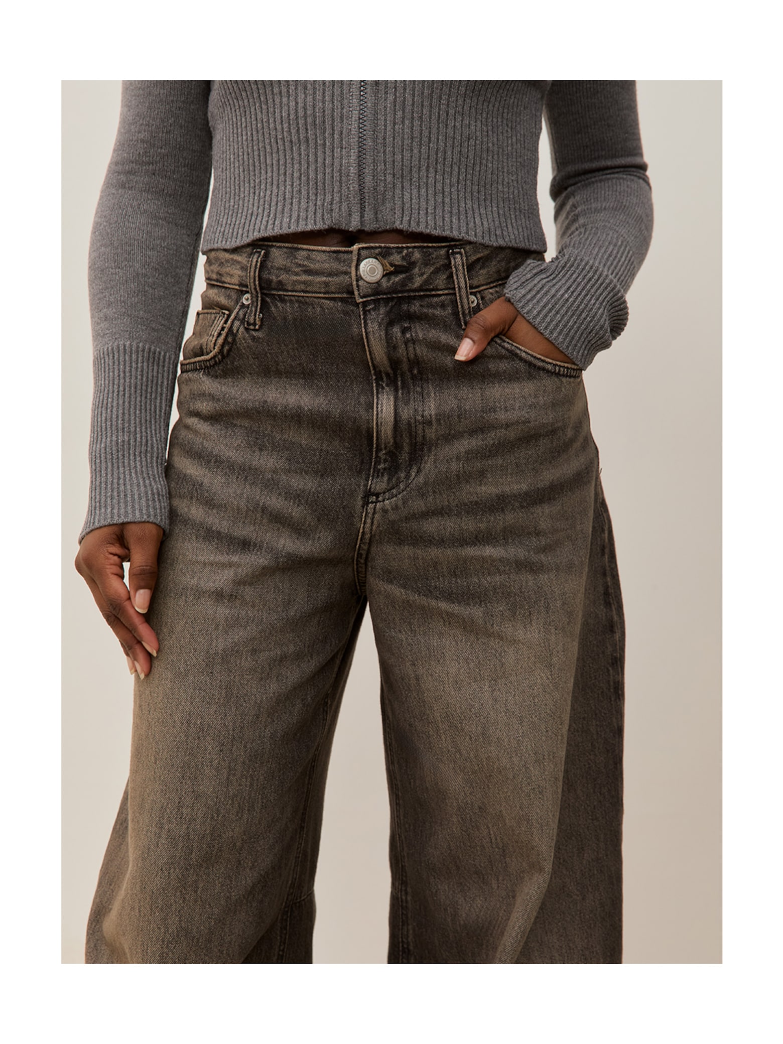 Schekina-Divine - Grey Washed Pants Look