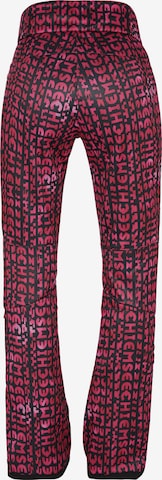 Coupe slim Pantalon outdoor CHIEMSEE en rose : derrière