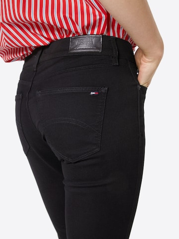 Skinny Jeans 'Nora' de la Tommy Jeans pe negru