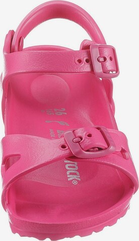 BIRKENSTOCK Sandalen 'Rio' in Roze