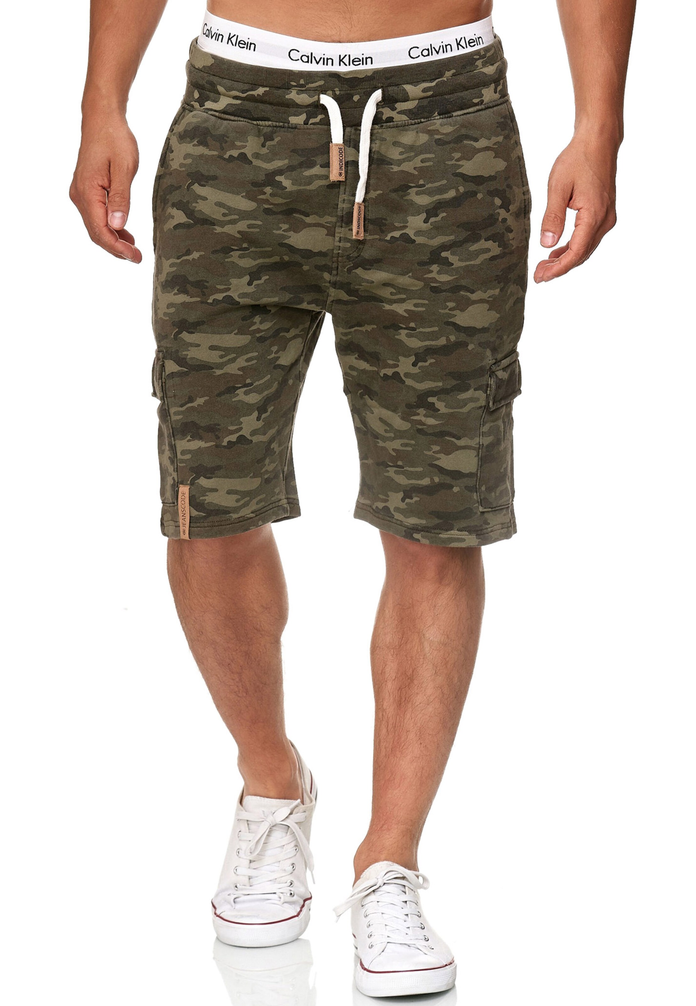 INDICODE JEANS Regular Shorts 'White Rock' in Grün: Vorderseite