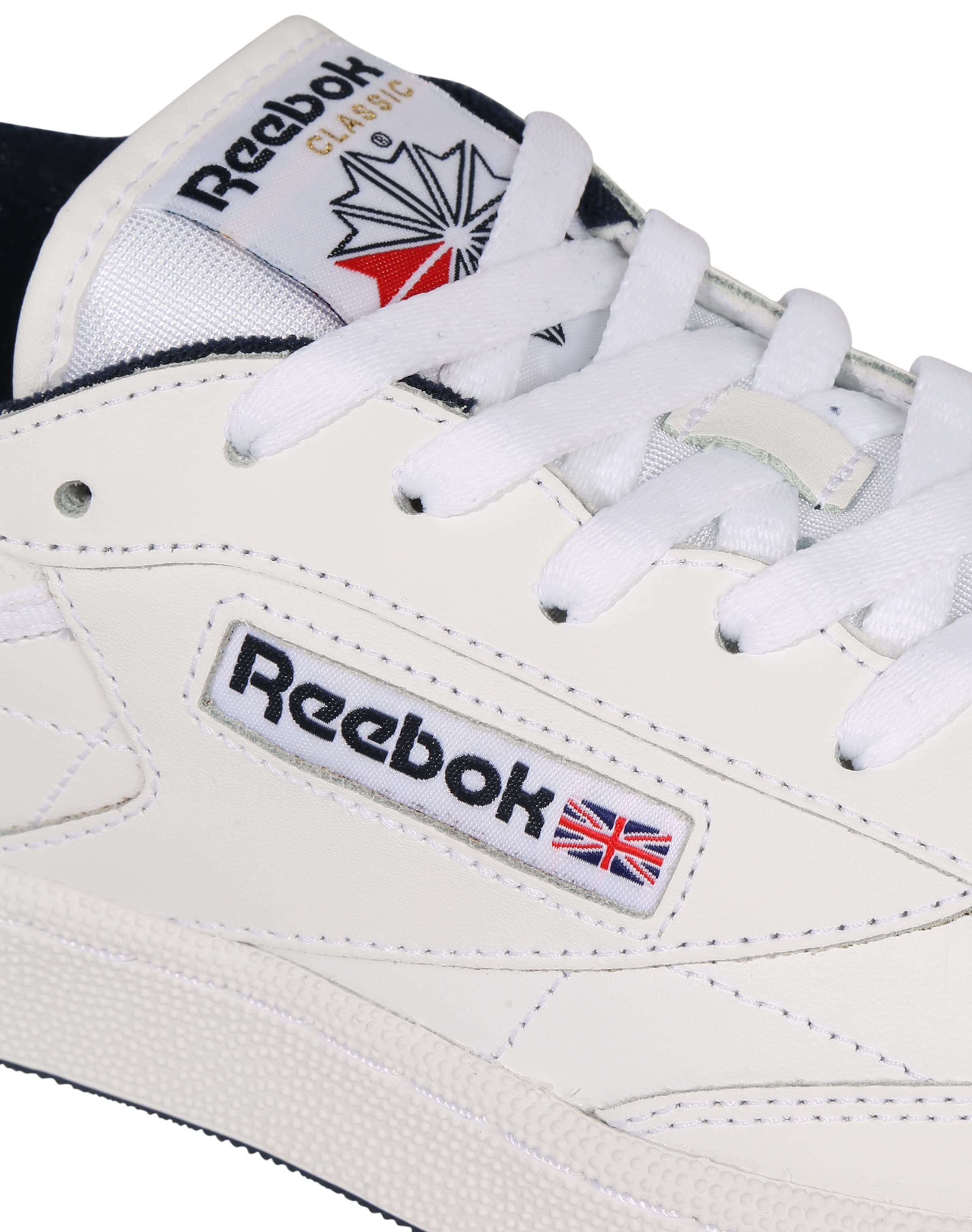 Reebok Låg sneaker 'CLUB C 85' i vit