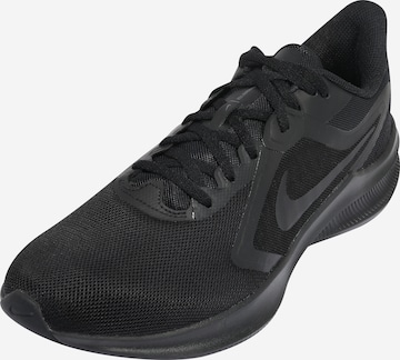 NIKE Buty do biegania 'Downshifter 10' w kolorze czarny: przód