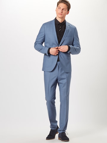 HUGO Slimfit Puku värissä sininen