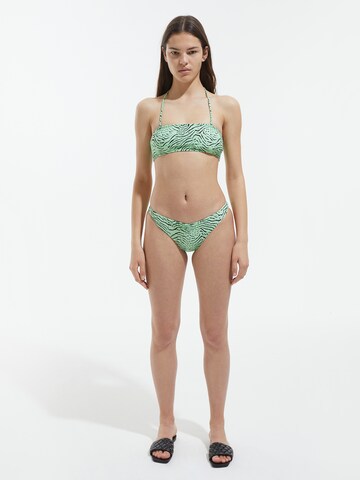 EDITED Regular Bikinitop 'Mailin' in Grün