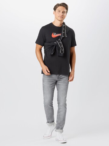 NIKE Regular fit Functioneel shirt in Zwart