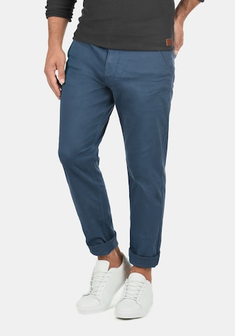 BLEND Regular Chino Pants in Blue: front