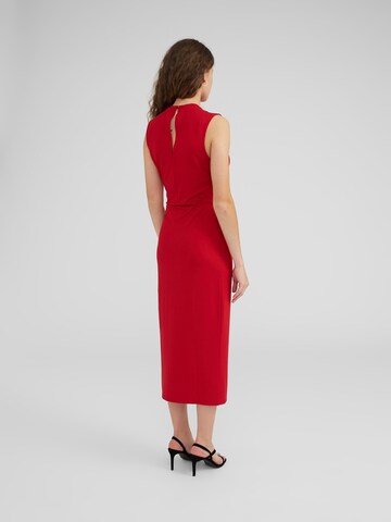 EDITED Платье в Красный: сзади