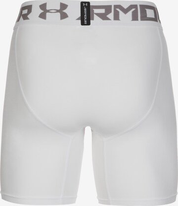 UNDER ARMOUR Skinny Shorts in Weiß