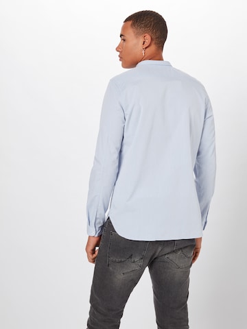 Coupe slim Chemise NOWADAYS en bleu : derrière