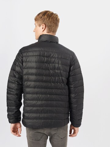 JACK WOLFSKIN - Ajuste regular Chaqueta de montaña en negro