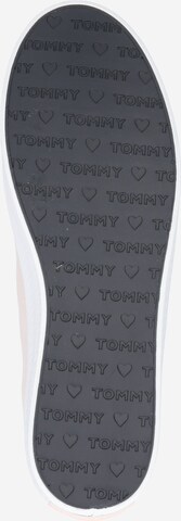 TOMMY HILFIGER Trampki niskie 'FOXIE 3D' w kolorze różowy