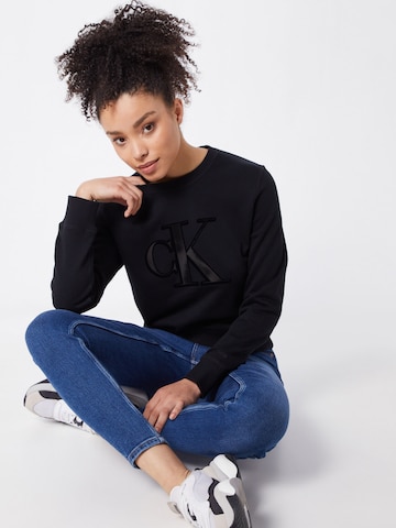 Calvin Klein Jeans Sweatshirt in Schwarz