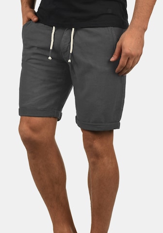 BLEND Regular Shorts 'Lias' in Grau: predná strana